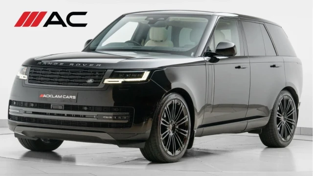 Land Rover Range Rover (74 Reg) 3.0 D300 SE (VAT Q) Image 1