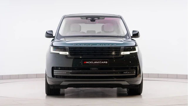 Land Rover Range Rover (72 Reg) 3.0 P440e Autobiography Hybrid (Shadow Pack) Image 7