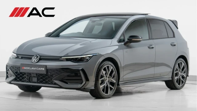 Volkswagen Golf (75 Reg) 1.5ETSI Black Edition DSG (Mk8.5) Image 1