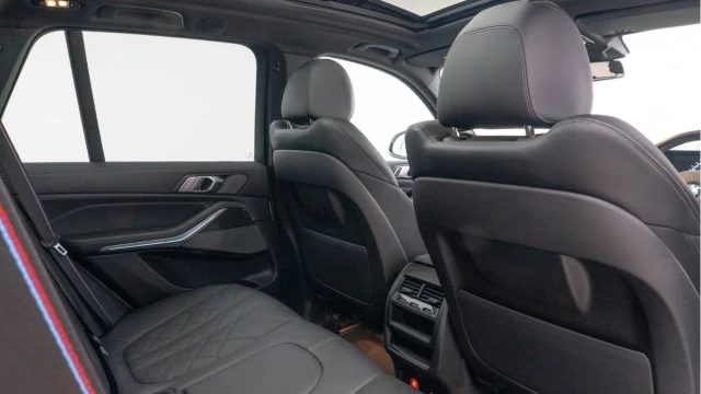 BMW X5 (24 Reg) 3.0 30D M Sport xDrive Image 7