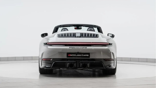 Porsche 911 (25 Reg) Carrera 4 3.6 GTS Convertible (992.2) Image 8