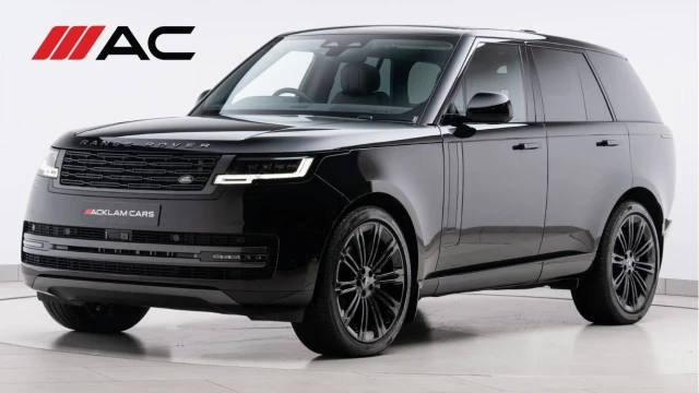 Land Rover Range Rover (74 Reg) 3.0 D300 SE (Shadow Pack) Image 1