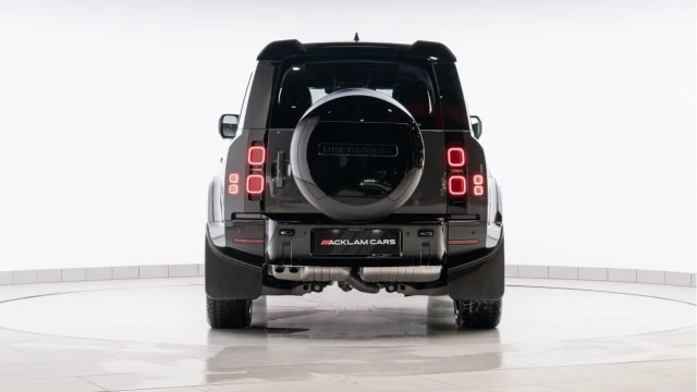 Land Rover Defender (24 Reg) 110 3.0 D250 X-Dynamic SE Image 5
