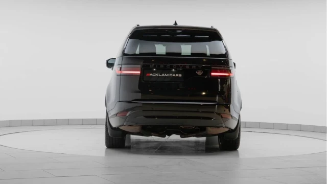 Land Rover Discovery (22 Reg) 3.0 D300 R-Dynamic HSE Hard Top (5 Seat) (+VAT) Image 6