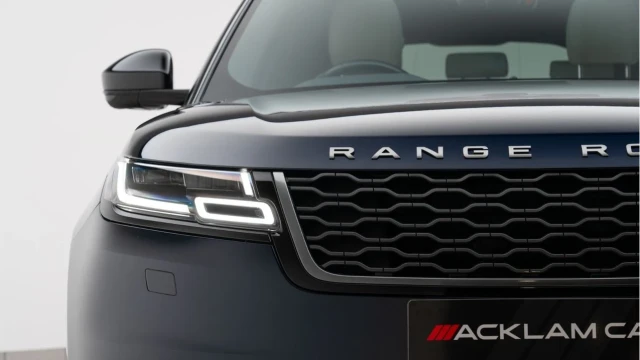 Land Rover Range Rover Velar (21 Reg) 3.0 D300 R-Dynamic SE Image 8