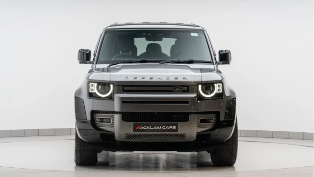 Land Rover Defender (72 Reg) 110 3.0 D300 X-Dynamic HSE Hard Top (5 Seat) (+VAT) Image 6