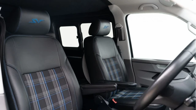 Volkswagen Transporter (71 Reg) T28 2.0TDI Highline DSG (5 Seat) (SV Edition 30) (+VAT) Image 3
