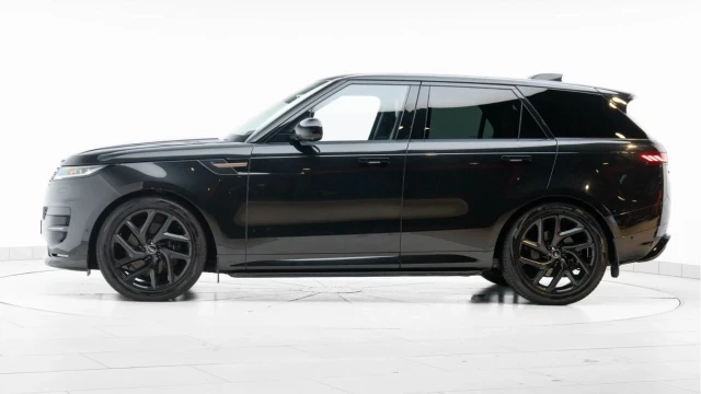 Land Rover Range Rover Sport (23 Reg) 3.0 D300 Dynamic SE Image 4