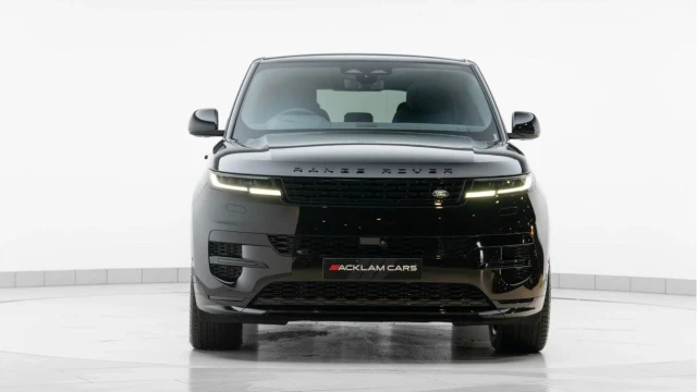 Land Rover Range Rover Sport (75 Reg) 4.4 V8 P530 Autobiography (Black Pack) Image 7