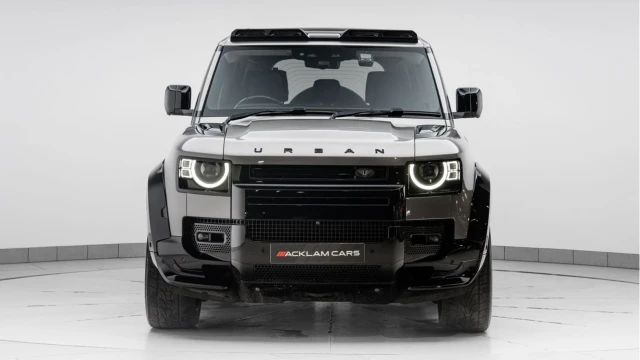 Land Rover Defender (22 Reg) 110 3.0 P400 XS Edition (Bespoke) Image 4