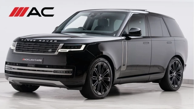 Land Rover Range Rover (24 Reg) 3.0 D300 SE (Facelift) Image 1