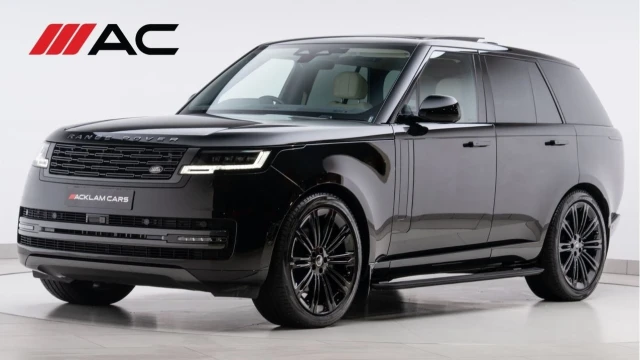 Land Rover Range Rover (73 Reg) 3.0 D300 SE (Shadow Pack) Image 1