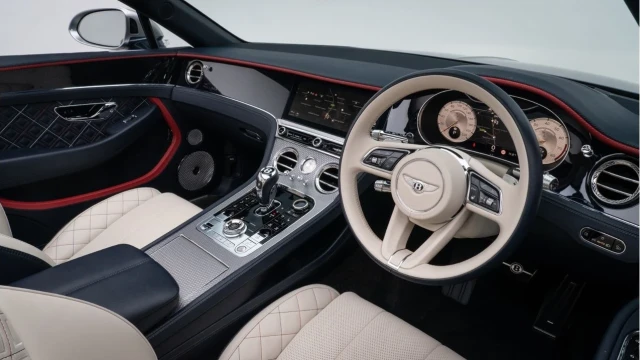 Bentley Continental (23 Reg) 4.0 V8 Mulliner Edition Convertible Image 6