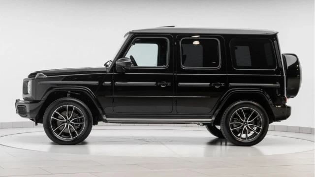 Mercedes-Benz G Class (25 Reg) G450 3.0 AMG Line Premium Plus 4Matic (VAT Q) Image 4