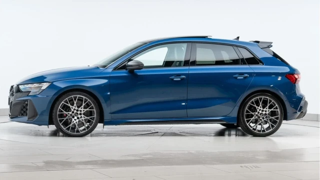 Audi RS3 (25 Reg) 2.5TFSI Carbon Vorsprung Quattro Image 4