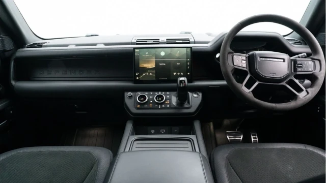 Land Rover Defender (72 Reg) 110 5.0 V8 Carpathian Edition Image 3
