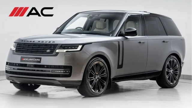 Land Rover Range Rover (25 Reg) 3.0 D300 HSE (Shadow) Image 1