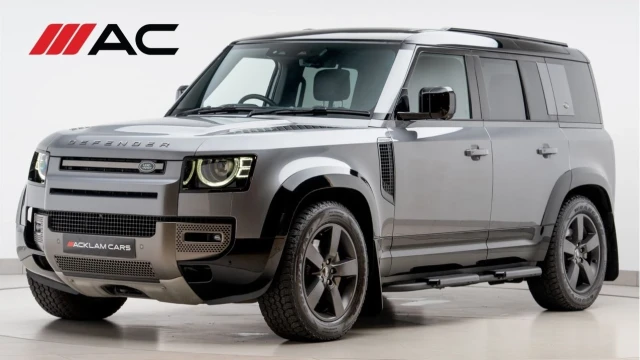 Land Rover Defender (73 Reg) 110 3.0 D300 X-Dynamic HSE Image 1