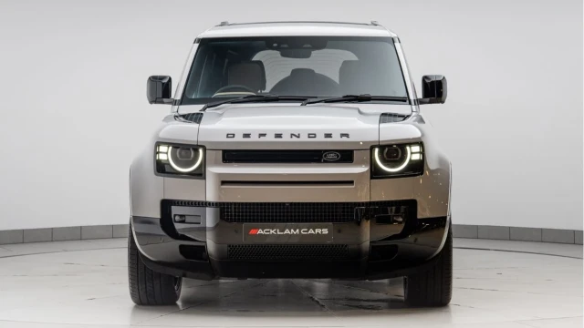 Land Rover Defender (75 Reg) 110 3.0 D350 X-Dynamic HSE (VAT Q) Image 4