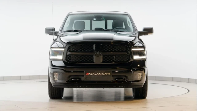 Dodge RAM 1500 (25 Reg) 5.7 V8 HEMI Classic SLT (VAT Q) Image 7