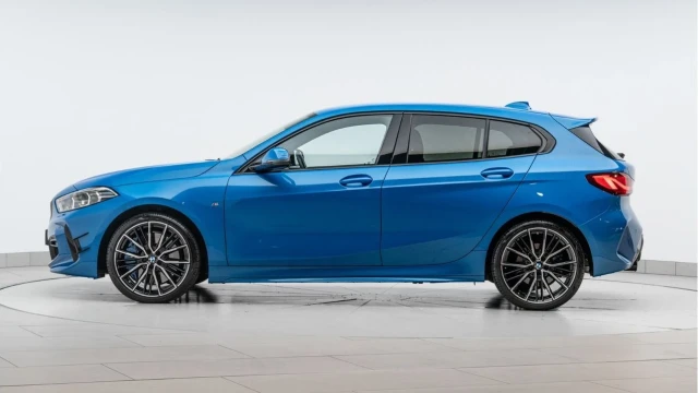BMW 1 Series (73 Reg) 1.5 118i M Sport Image 6