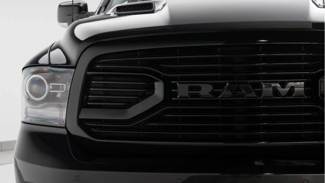 Dodge RAM (68 Reg) 1500 Classic 5.7 V8 Hemi Sport (VAT Q) Image 8
