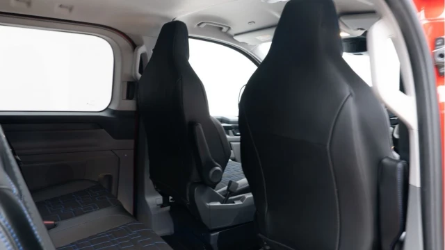 Ford Transit Custom (25 Reg) 320 2.0 Ecoblue MS-RT LWB AWD (5 Seat) (+VAT) Image 7