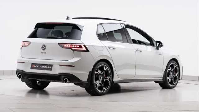 Volkswagen Golf (74 Reg) 2.0TSI GTI DSG (Mk8.5) Image 6
