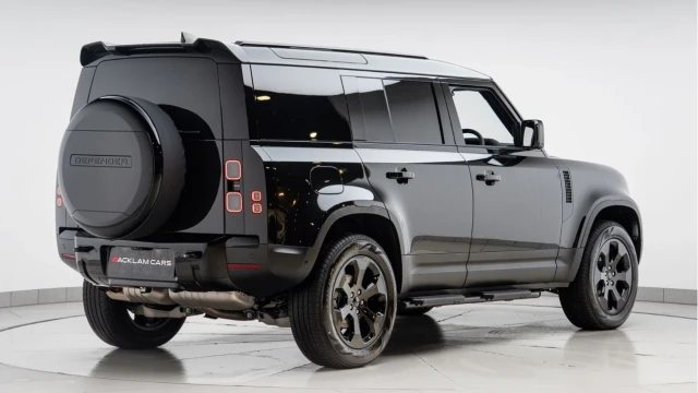 Land Rover Defender (75 Reg) 110 3.0 D250 S Hard Top Commercial (3 Seat) (+VAT) Image 7