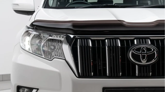 Toyota Land Cruiser (72 Reg) 2.8 D-4D Active (7 Seat) Image 8