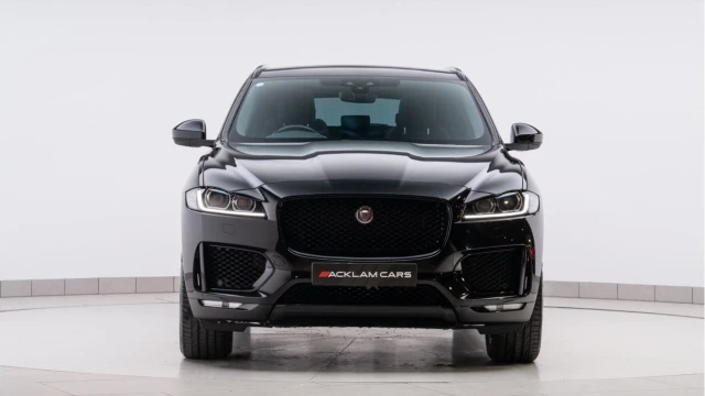 Jaguar F-pace (20 Reg) 2.0 25T Chequered Flag AWD Image 6