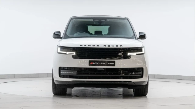 Land Rover Range Rover (25 Reg) 3.0 P400 HSE LWB 7 Seat Image 6