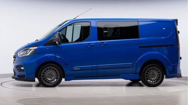 Ford Transit Custom (22 Reg) 320 2.0D Limited MS-RT (6 Seat) (+VAT) Image 4