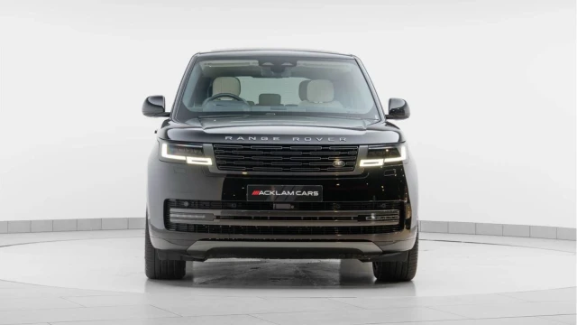 Land Rover Range Rover (25 Reg) 3.0 D300 HSE (Shadow Pack) Image 7