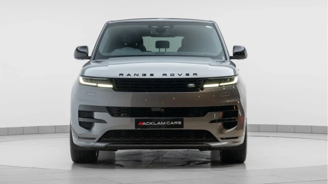 Land Rover Range Rover Sport (23 Reg) 3.0 D300 Dynamic SE (Black Pack) Image 7