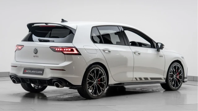 Volkswagen Golf (74 Reg) 2.0TSI Clubsport DSG (Mk8.5) Image 6