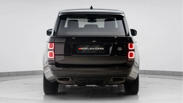 Land Rover Range Rover (70 Reg) 3.0SDV6 Westminster (Black Pack) Image 8