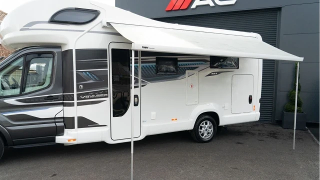 Swift Voyager (24 Reg) 494 2.0TDCi (4 Berth) Image 8