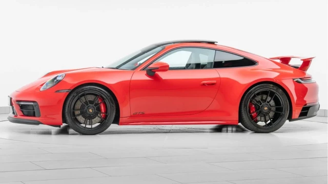 Porsche 911 (73 Reg) 3.0 Carrera 4 GTS Coupe (Aero) Image 4