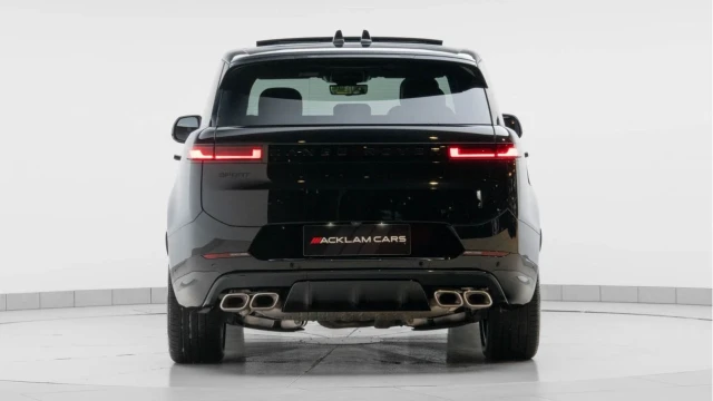 Land Rover Range Rover Sport (75 Reg) 4.4 V8 P530 Autobiography (Black Pack) Image 5