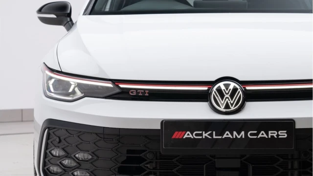 Volkswagen Golf (74 Reg) 2.0TSI GTI (Mk8.5) Image 4