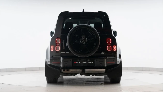 Land Rover Defender (71 Reg) 110 3.0 D250 XS Edition Image 7