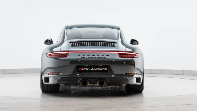 Porsche 911 (17 Reg) 3.0 Carrera 4 GTS Coupe PDK (991.2) Image 6