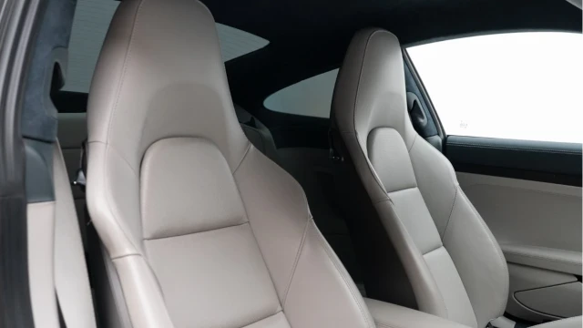 Porsche 911 (17 Reg) 3.0 Carrera 4 GTS Coupe PDK (991.2) Image 2