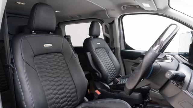 Ford Transit Custom (74 Reg) Custom 320 2.0 Ecoblue Limited LWB (5 Seat) (Motion R) (+VAT) Image 3