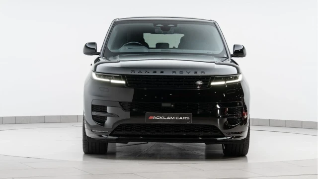 Land Rover Range Rover Sport (72 Reg) 3.0 D350 First Edition Image 7