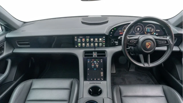 Porsche Taycan (21 Reg) Saloon Image 2
