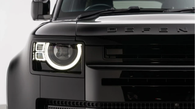 Land Rover Defender (72 Reg) 110 3.0 D250 XS Edition Image 8