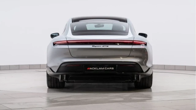 Porsche Taycan (23 Reg) GTS Image 4