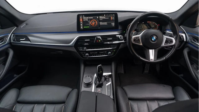 BMW 5 Series (23 Reg) 3.0 530D M Sport xDrive Image 2